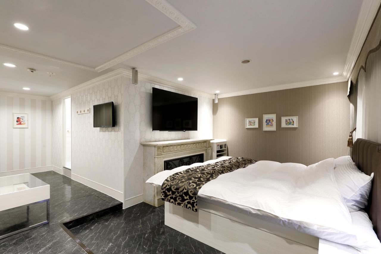 ホテルバースデーきよす店 Hotel Birthday Kiyosu Dış mekan fotoğraf